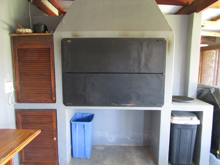 3 Bedroom Property for Sale in Humansdorp Eastern Cape